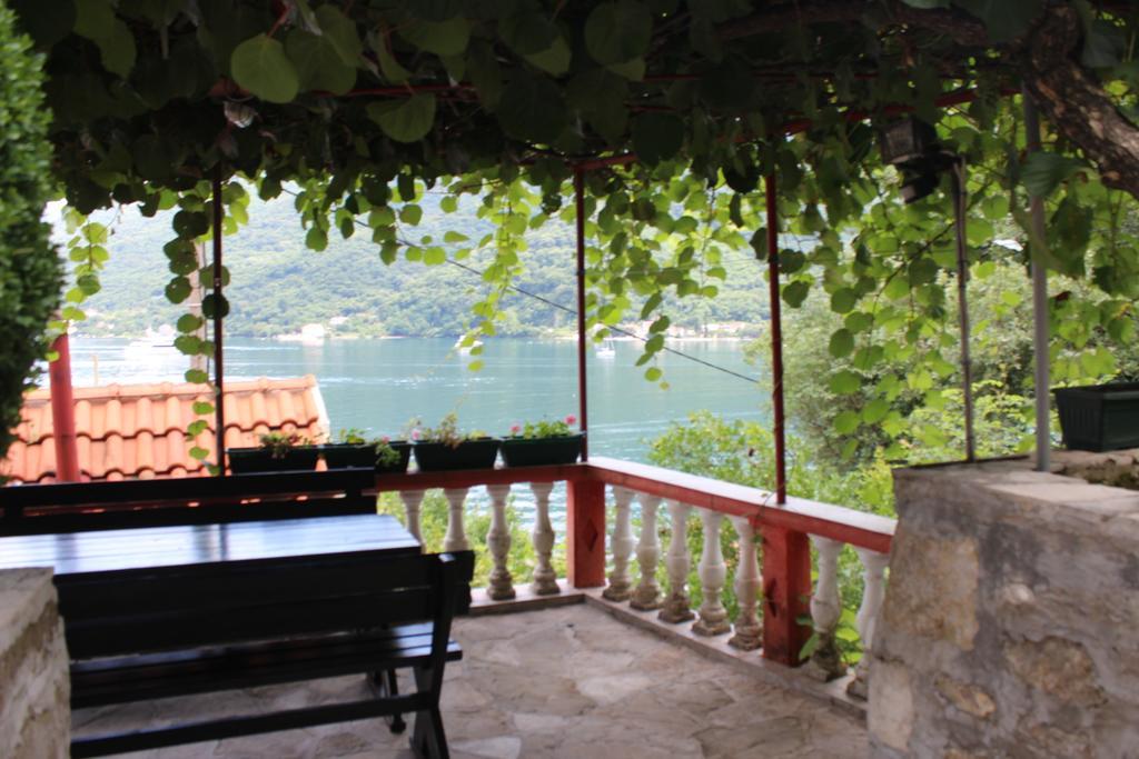 Apartments Mijuskovic Долни Морин Екстериор снимка